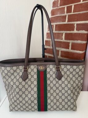 Authentic Gucci Beige GG Ophidia Medium Canvas Tote  - Excellent Condition